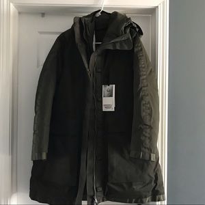 Lululemon Out in the Element Parka